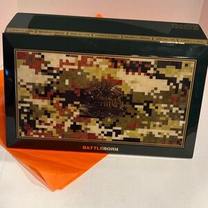 Battleborn Camouflage Display Box
Empty Cigar limited edition Perez L Carrillo